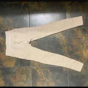 Alphalete leggings. Size M. Never Worn.